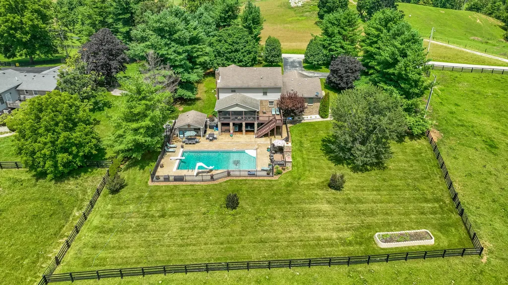 5694 Scaffold Cane Road Mt Vernon KY 40456