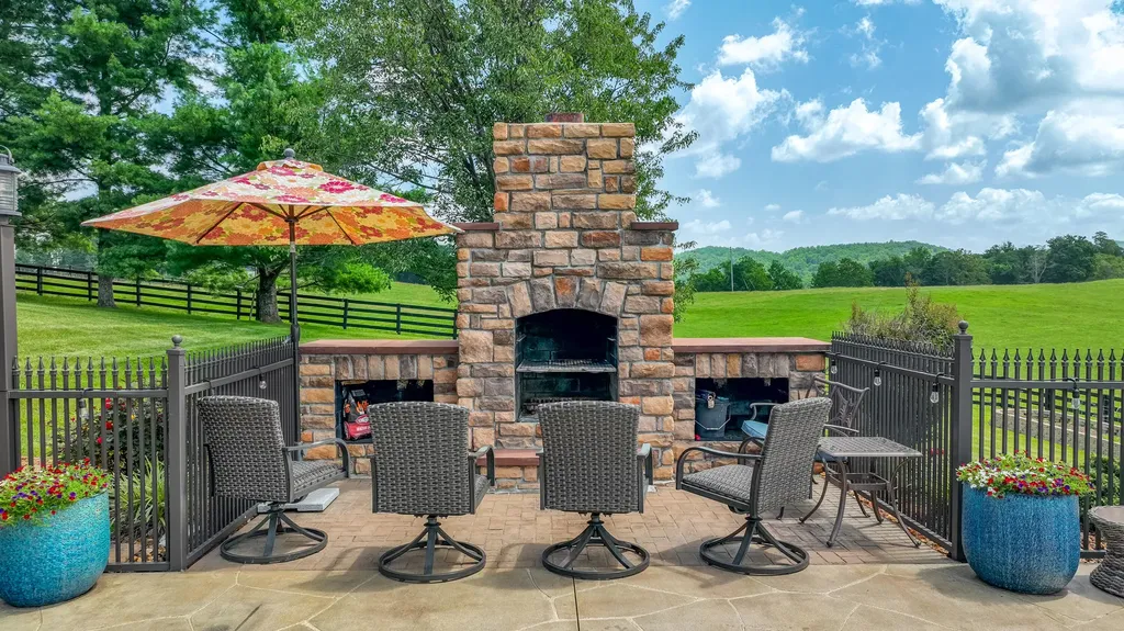5694 Scaffold Cane Road Mt Vernon KY 40456