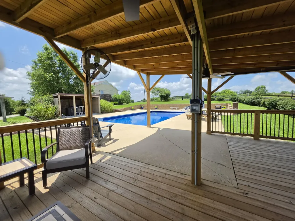 142 Mills Lane Frankfort KY 40601