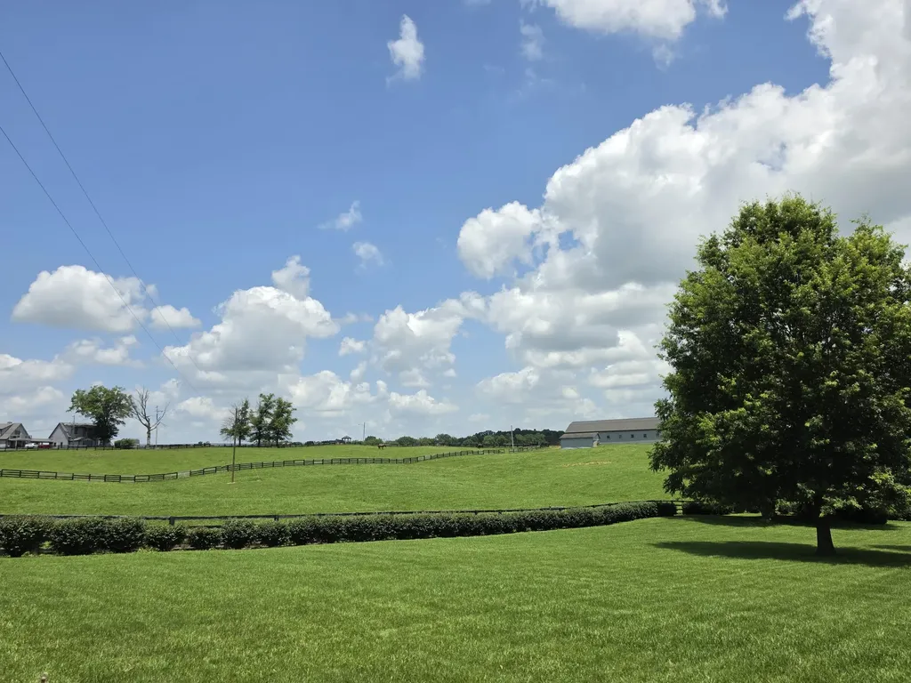 142 Mills Lane Frankfort KY 40601
