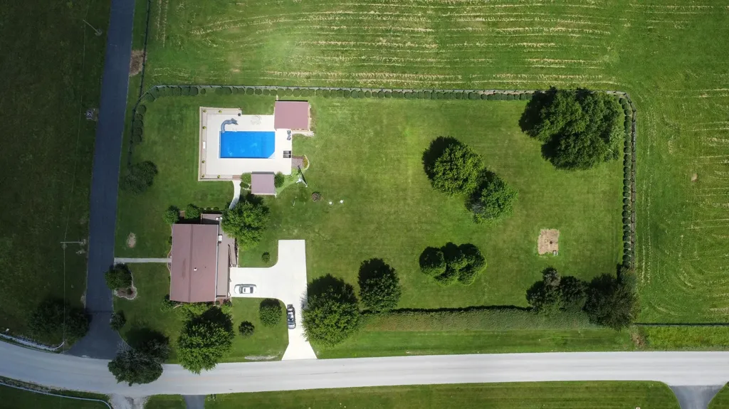 142 Mills Lane Frankfort KY 40601
