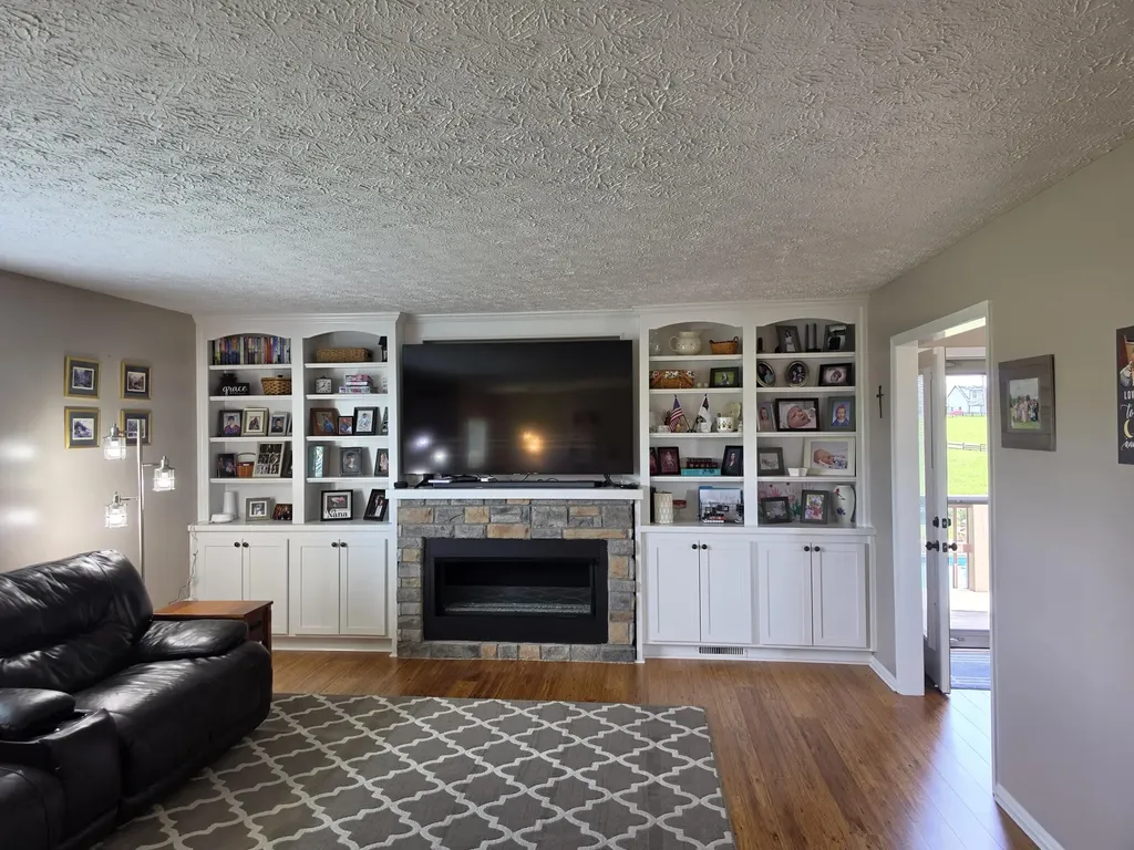 142 Mills Lane Frankfort KY 40601