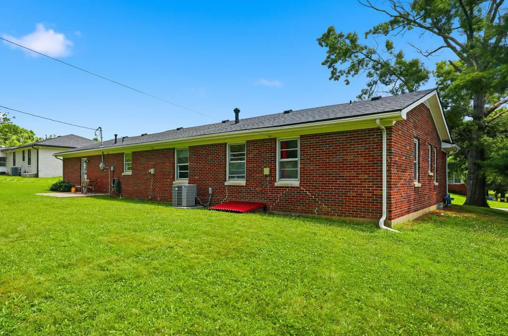220 Forrest Drive Lawrenceburg KY 40342