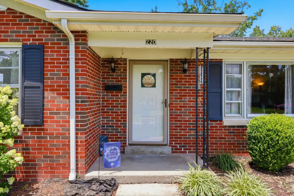 220 Forrest Drive Lawrenceburg KY 40342