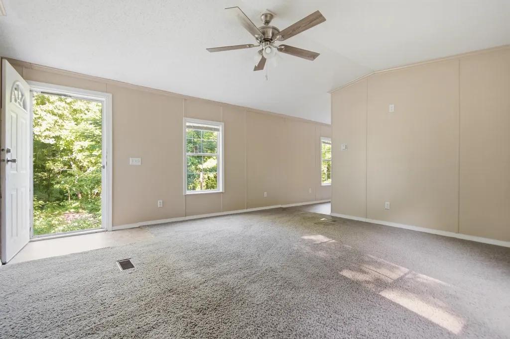 7 Alvie Buell Road Pineville KY 40977