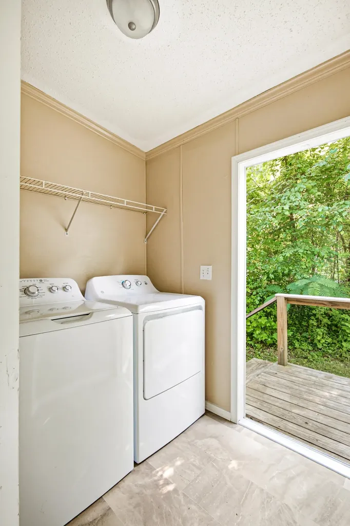 7 Alvie Buell Road Pineville KY 40977