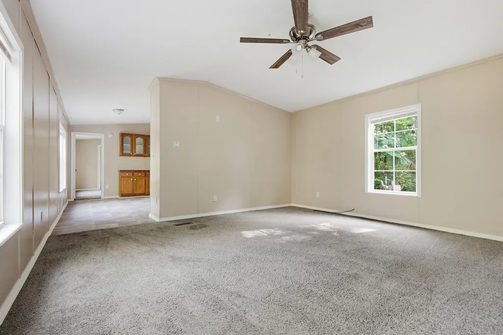 7 Alvie Buell Road Pineville KY 40977