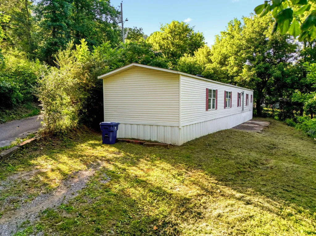 7 Alvie Buell Road Pineville KY 40977