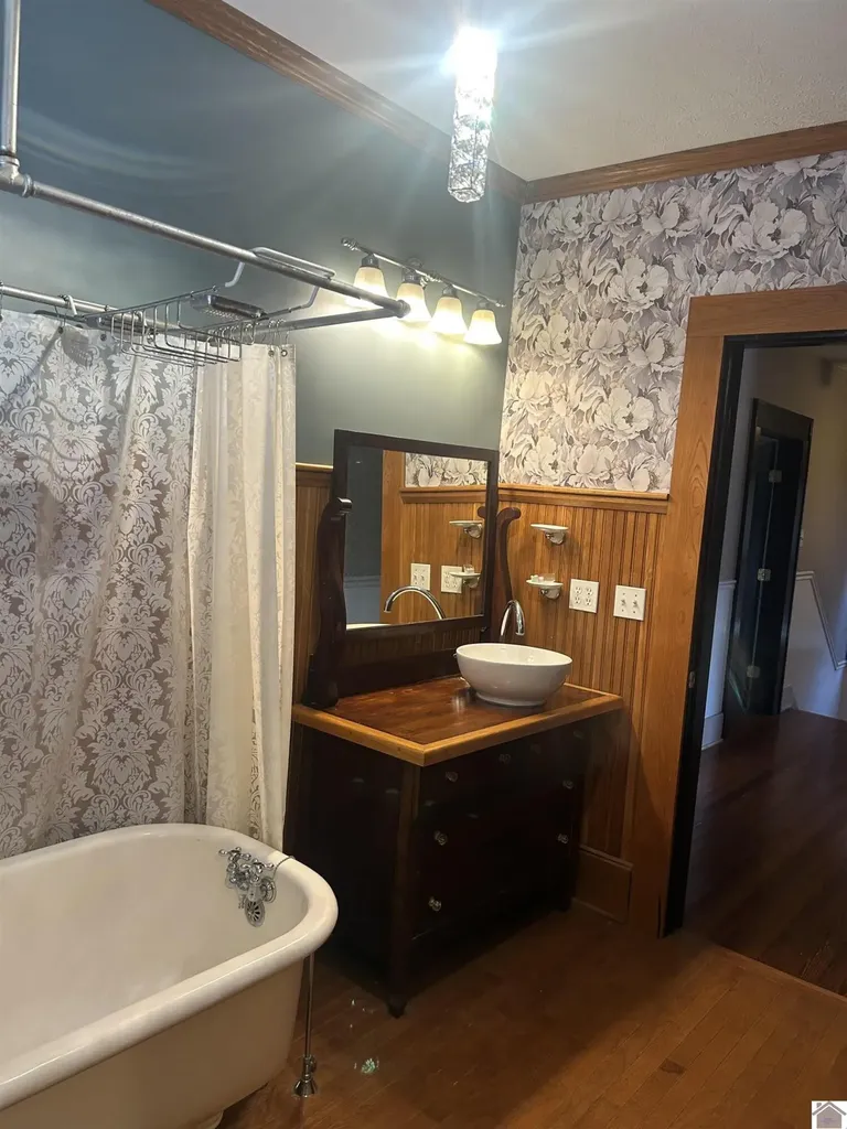 85 Main Street Cadiz KY 42211