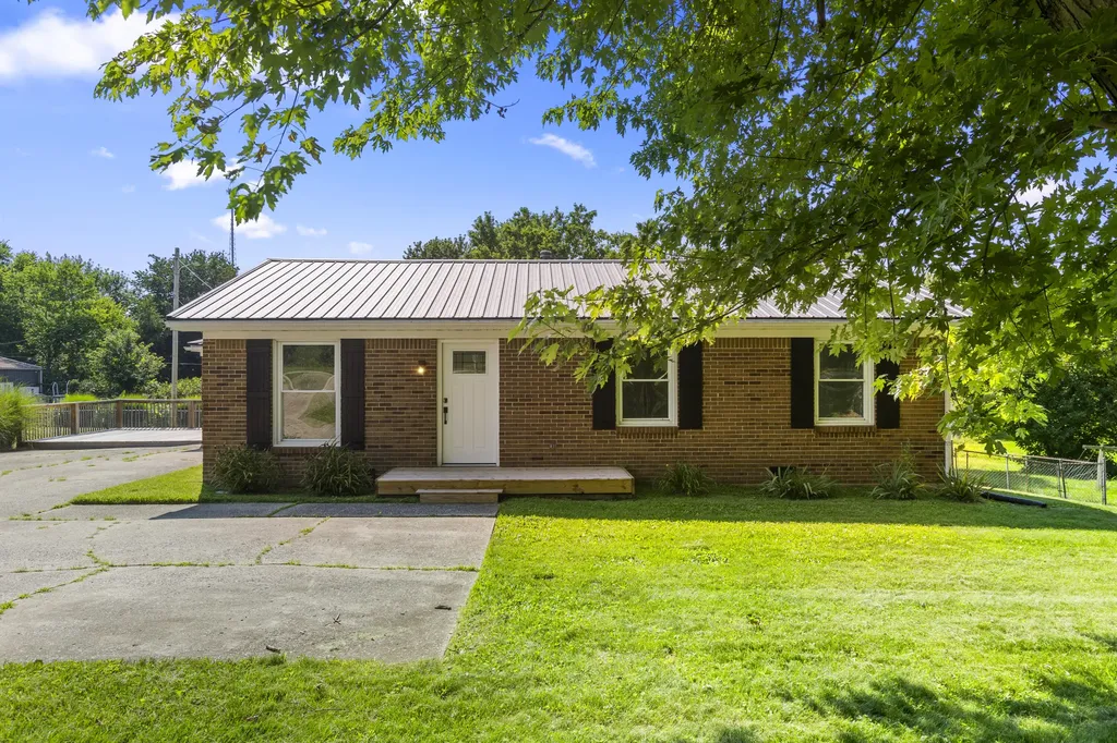 101 Demerson Lane Frankfort KY 40601