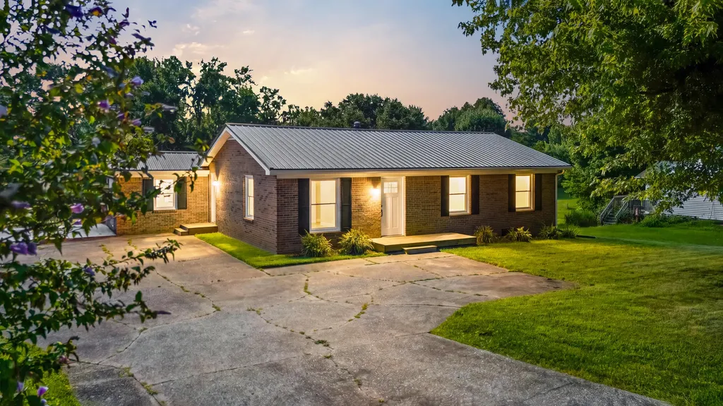 101 Demerson Lane Frankfort KY 40601