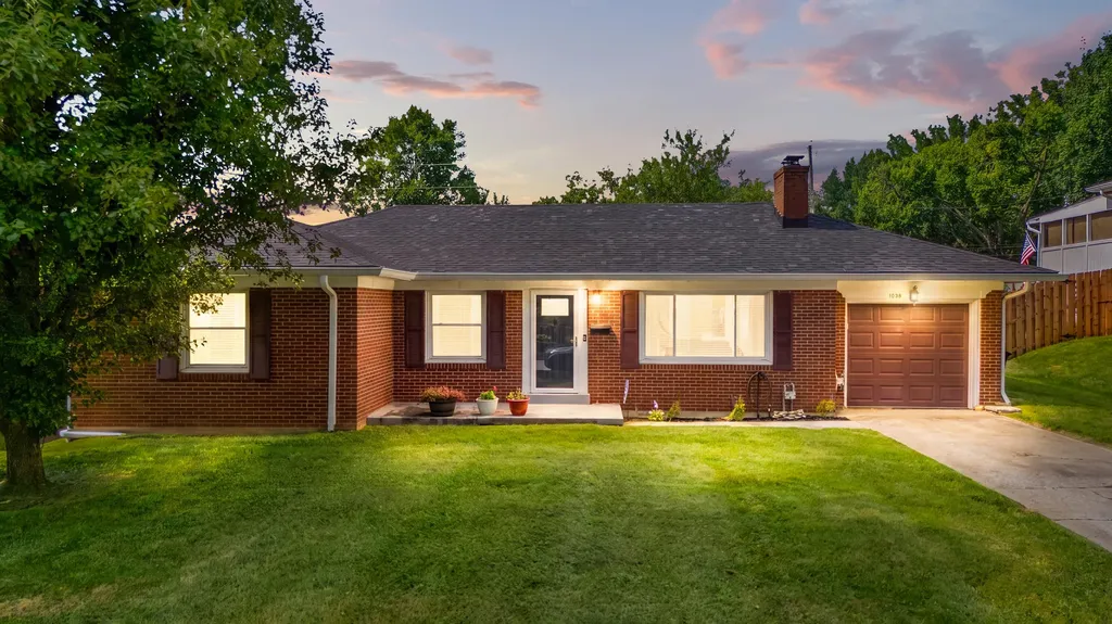 1038 Sioux Trail Frankfort KY 40601