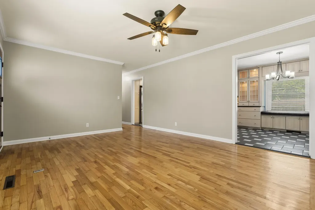 1038 Sioux Trail Frankfort KY 40601