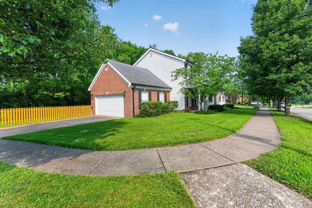 3720 Ridge View Way Lexington KY 40509