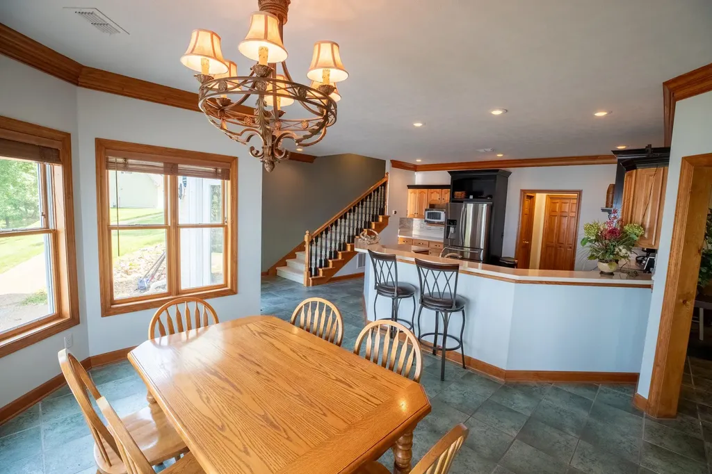 129 Wayne Circle New Concord KY 42076