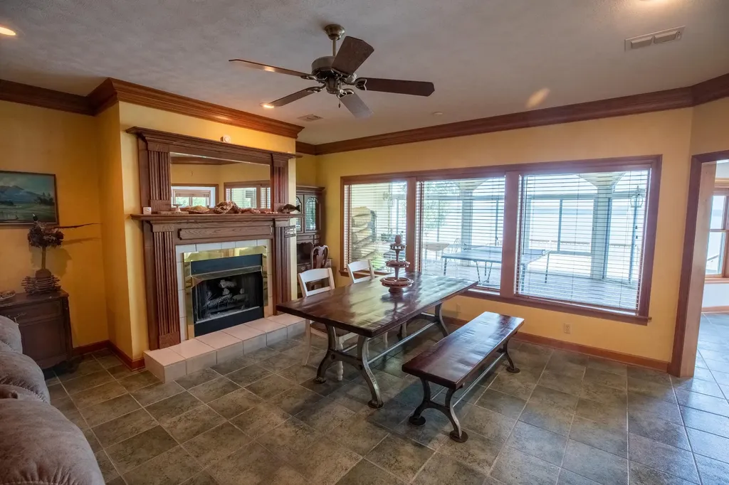 129 Wayne Circle New Concord KY 42076
