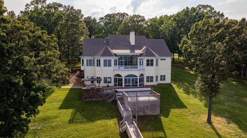 129 Wayne Circle New Concord KY 42076
