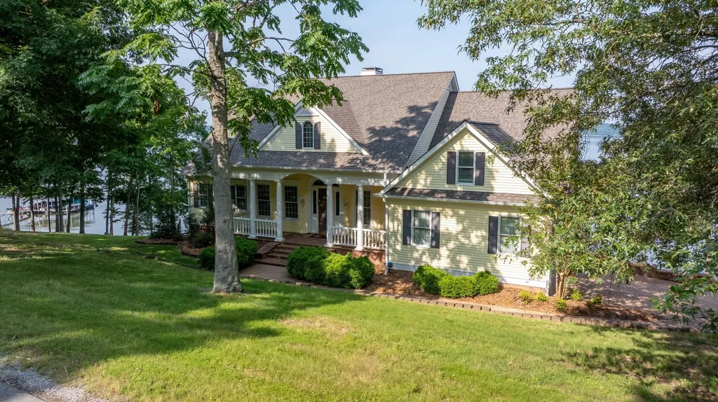 129 Wayne Circle New Concord KY 42076