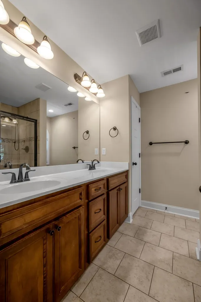 3717 Saint Andrews Walk Lexington KY 40509