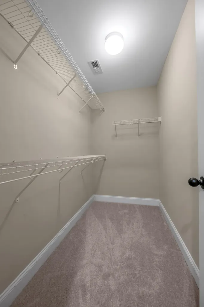 3717 Saint Andrews Walk Lexington KY 40509