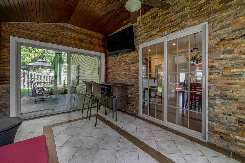 3717 Saint Andrews Walk Lexington KY 40509