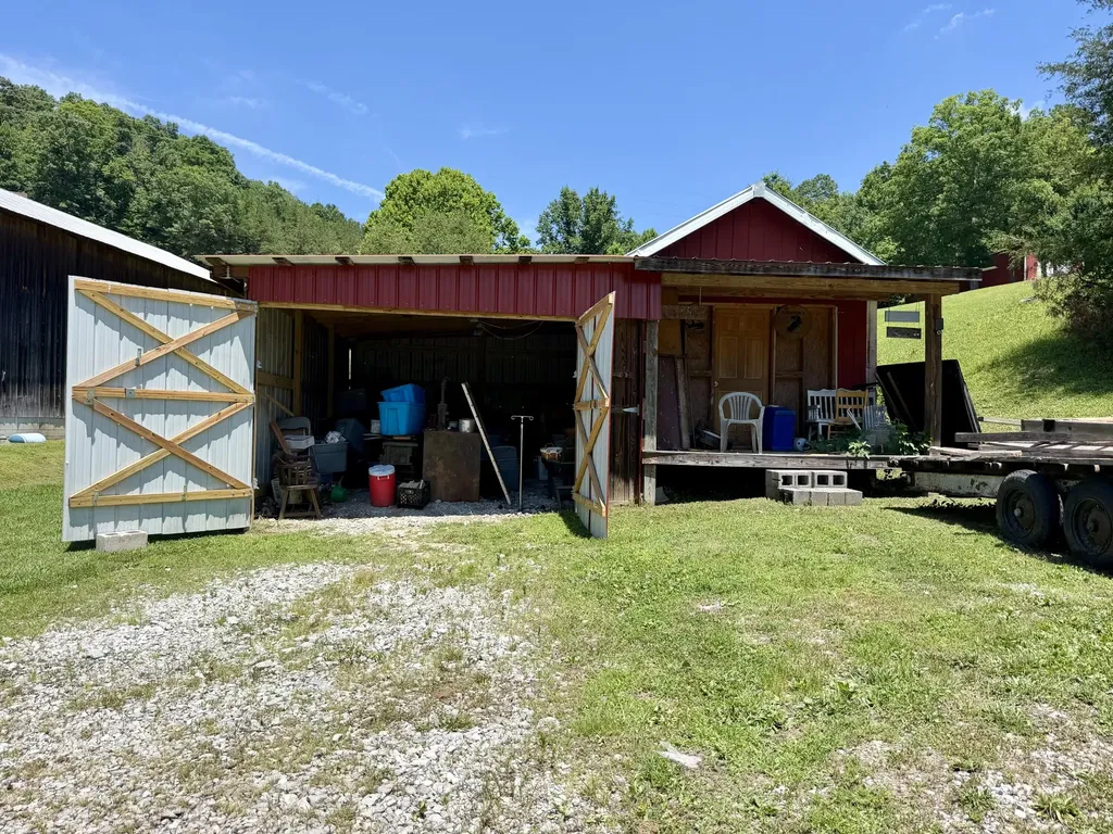 55 E Highway 577 Manchester KY 40962