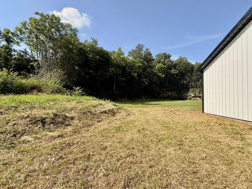 3404 Hardyville Road Munfordville KY 42765
