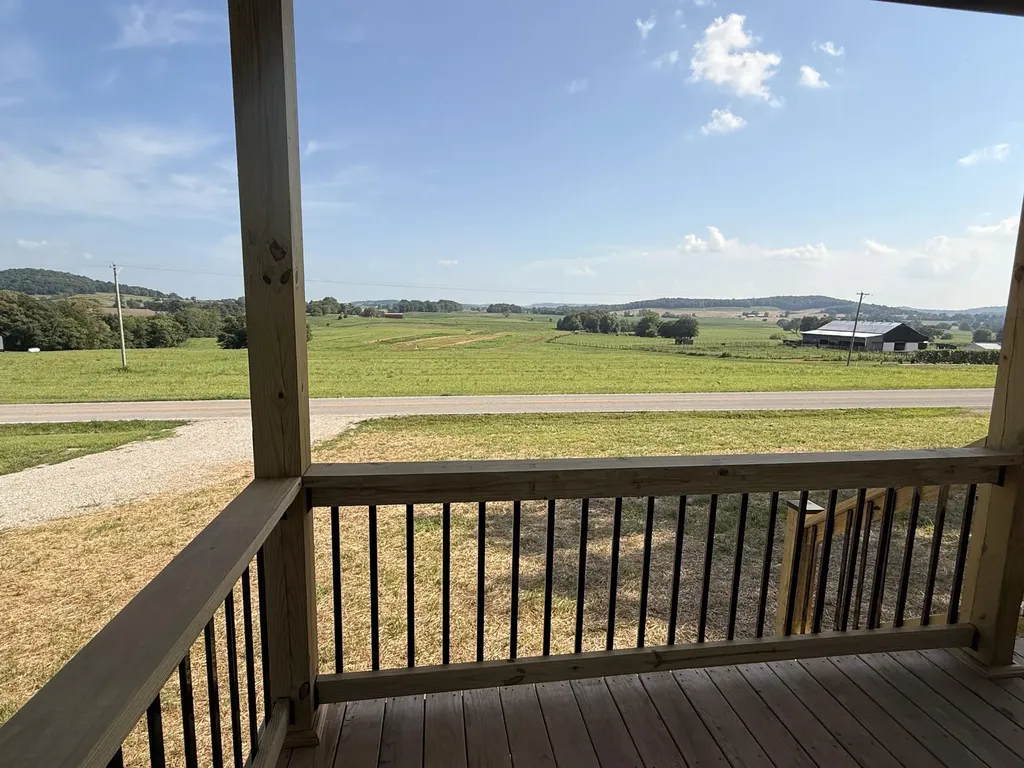 3404 Hardyville Road Munfordville KY 42765