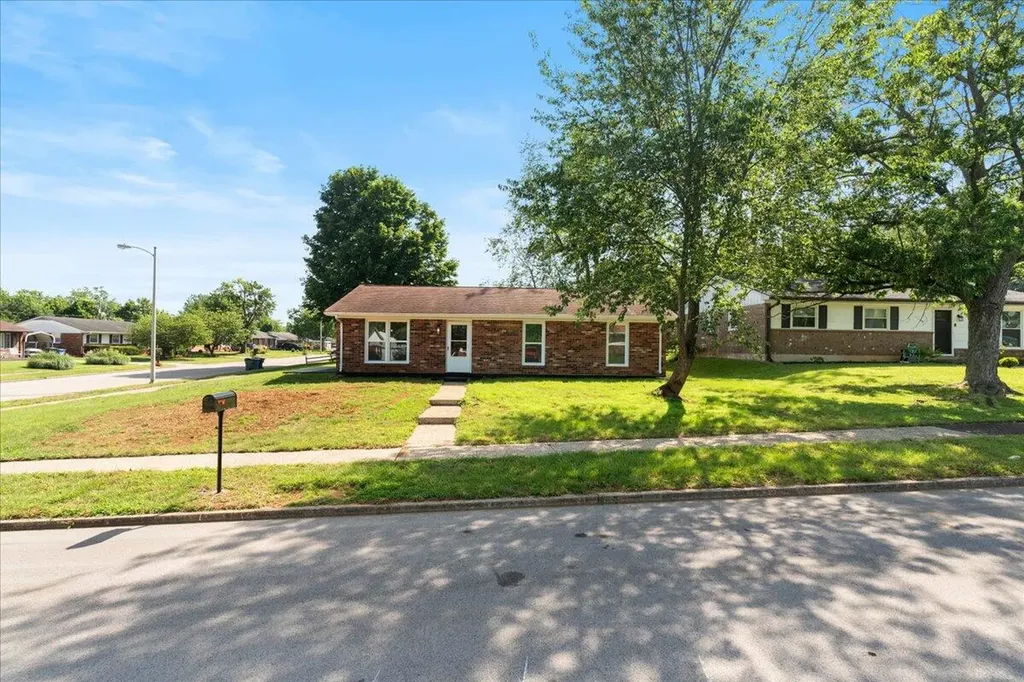 634 Hollow Creek Road Lexington KY 40511