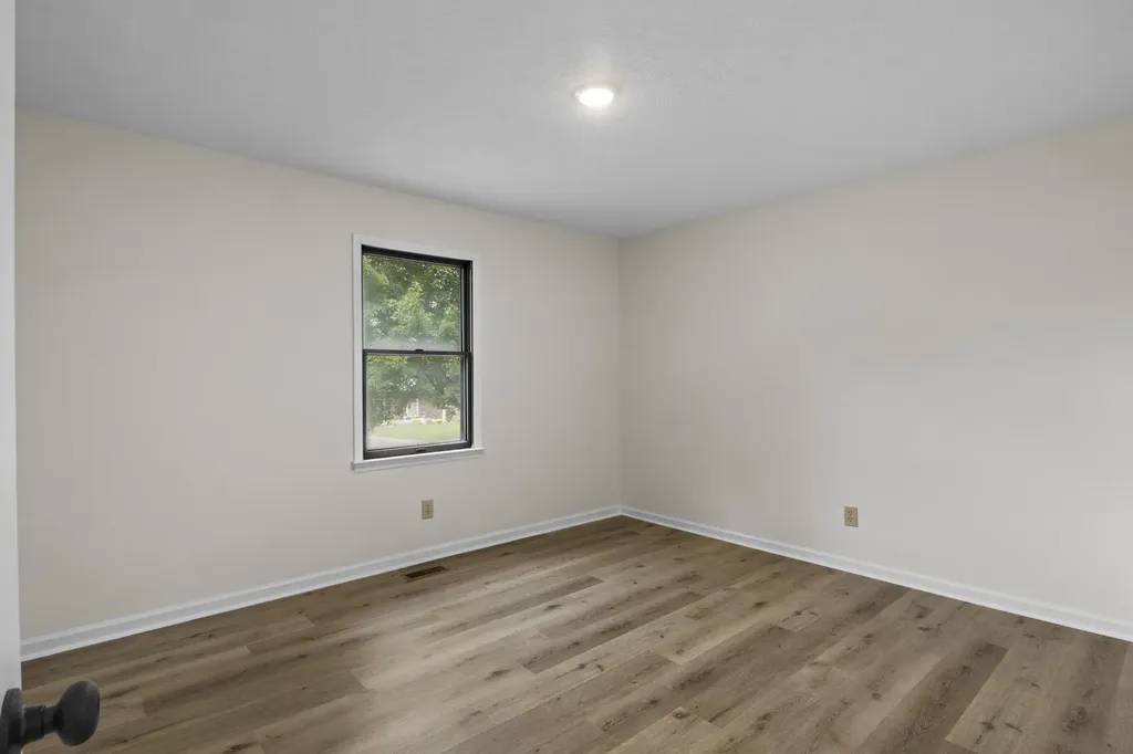 159 Hickory Road Lawrenceburg KY 40342