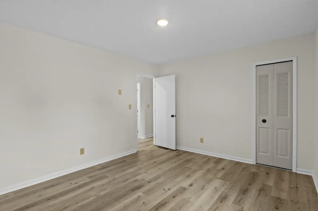 159 Hickory Road Lawrenceburg KY 40342