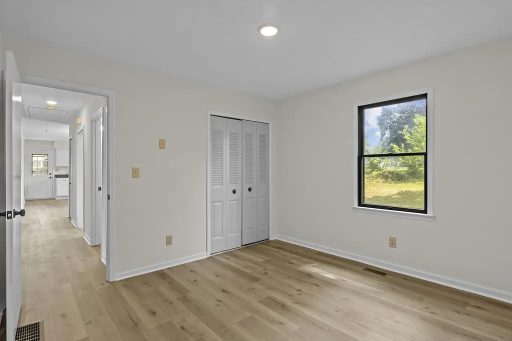 159 Hickory Road Lawrenceburg KY 40342