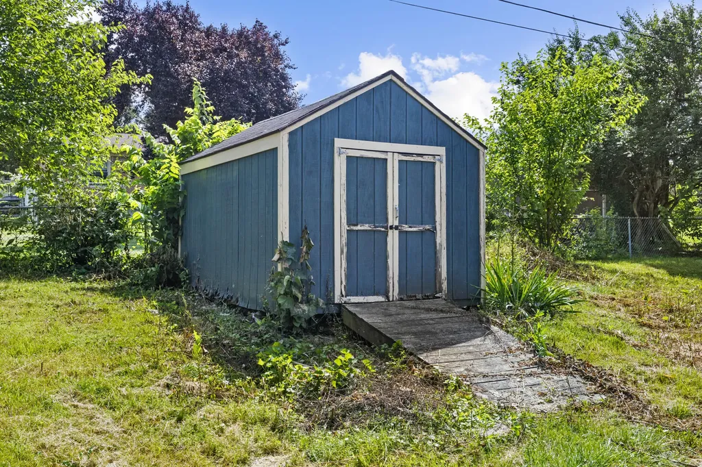 159 Hickory Road Lawrenceburg KY 40342