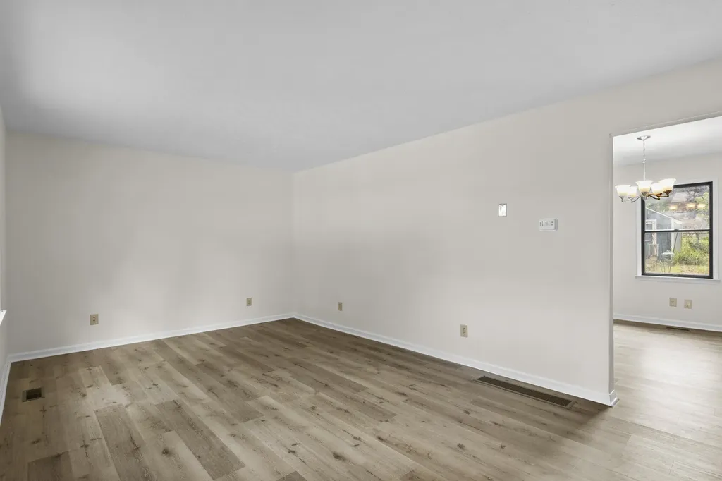 159 Hickory Road Lawrenceburg KY 40342