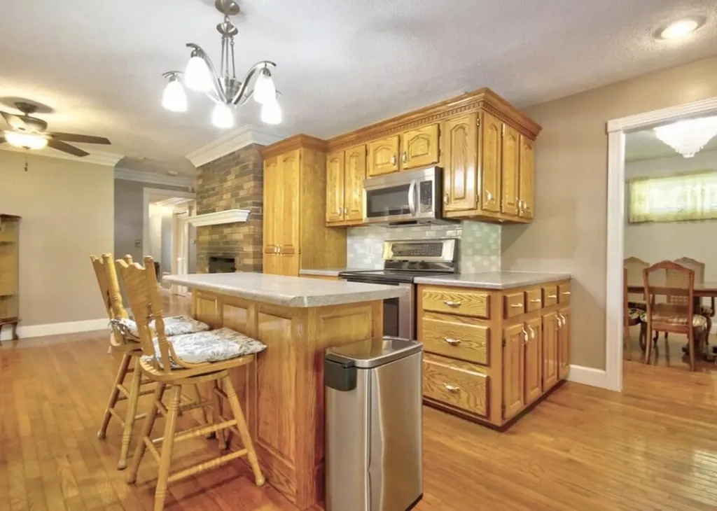 3590 Ky-638 Manchester KY 40962