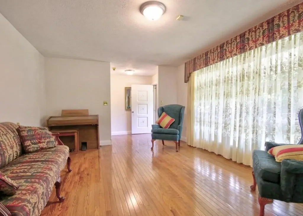 3590 Ky-638 Manchester KY 40962