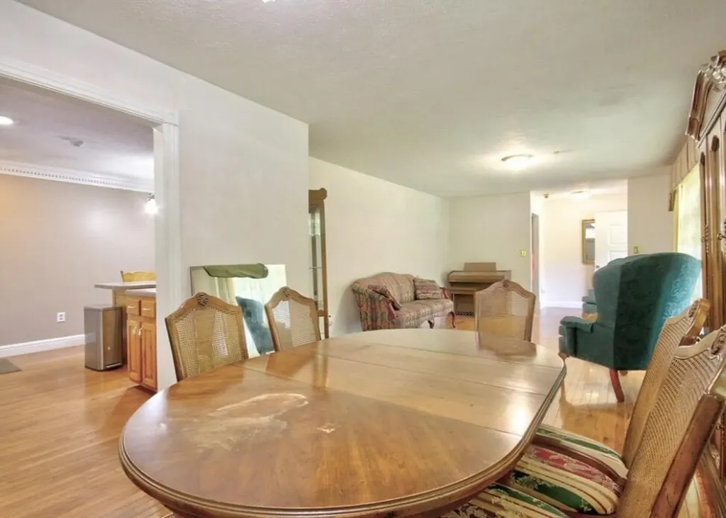 3590 Ky-638 Manchester KY 40962