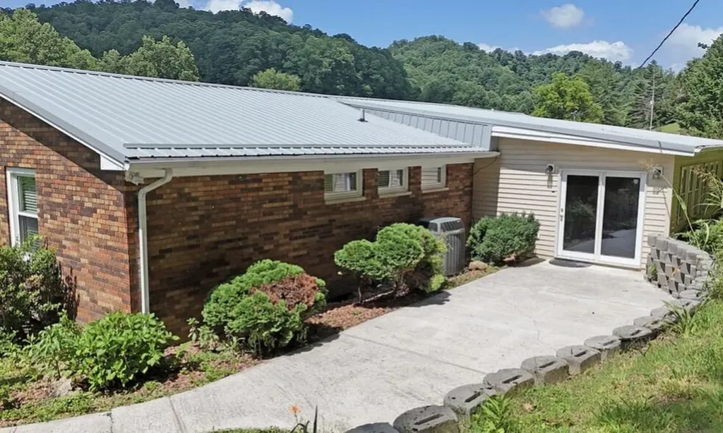 3590 Ky-638 Manchester KY 40962