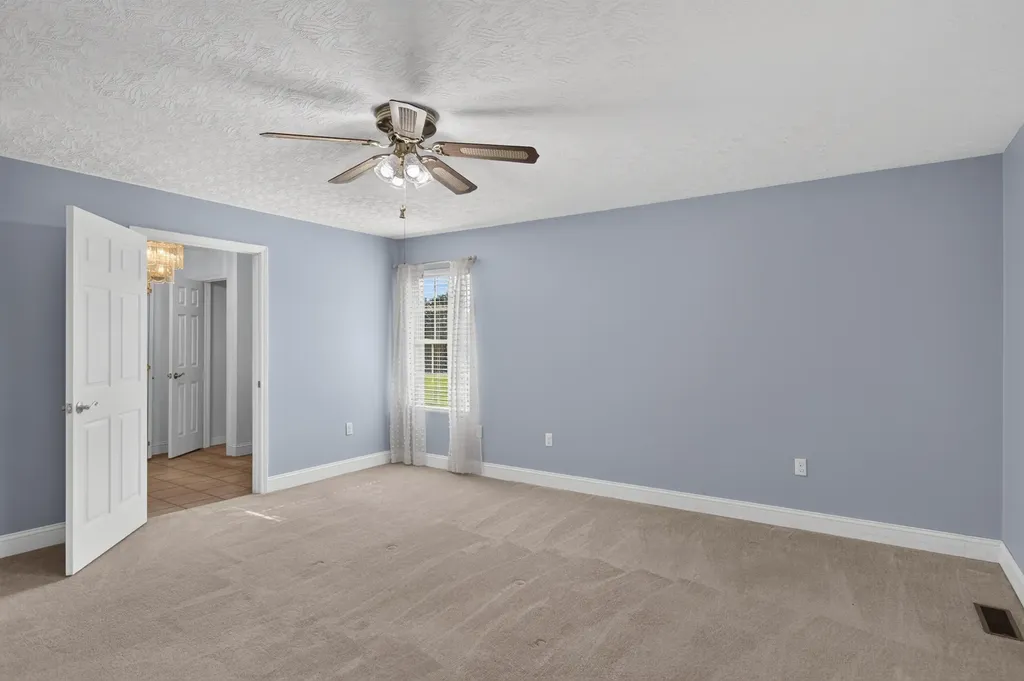 1408 Ky-80 Windsor KY 42565