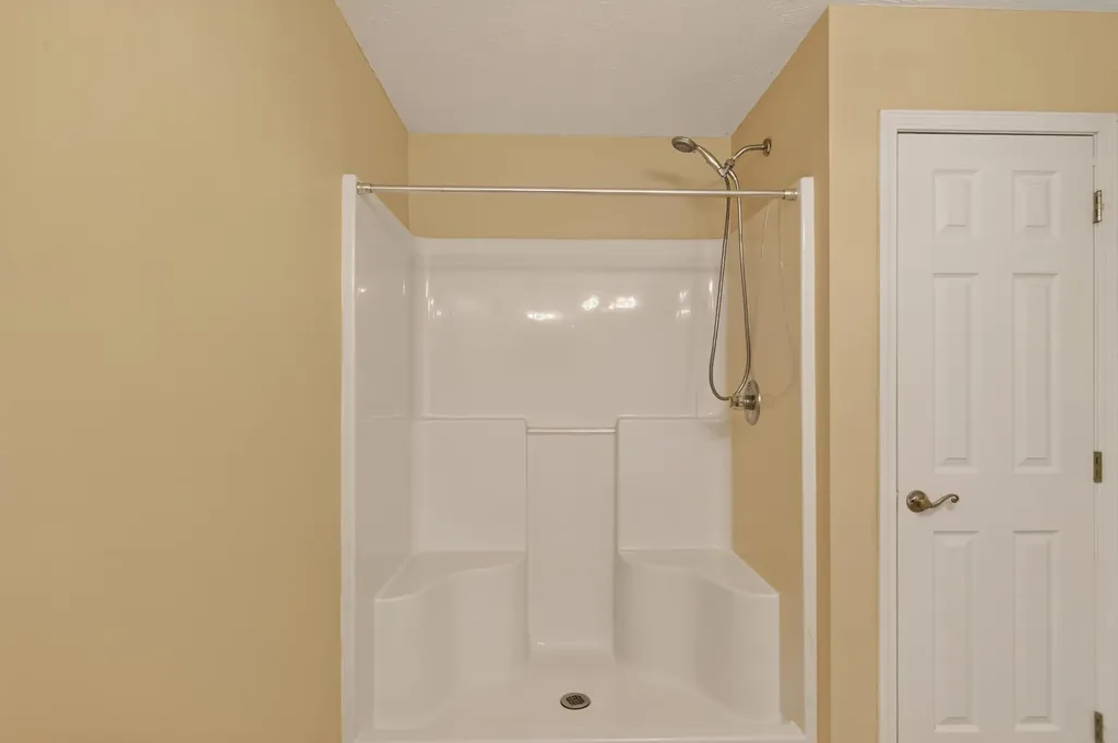 1408 Ky-80 Windsor KY 42565
