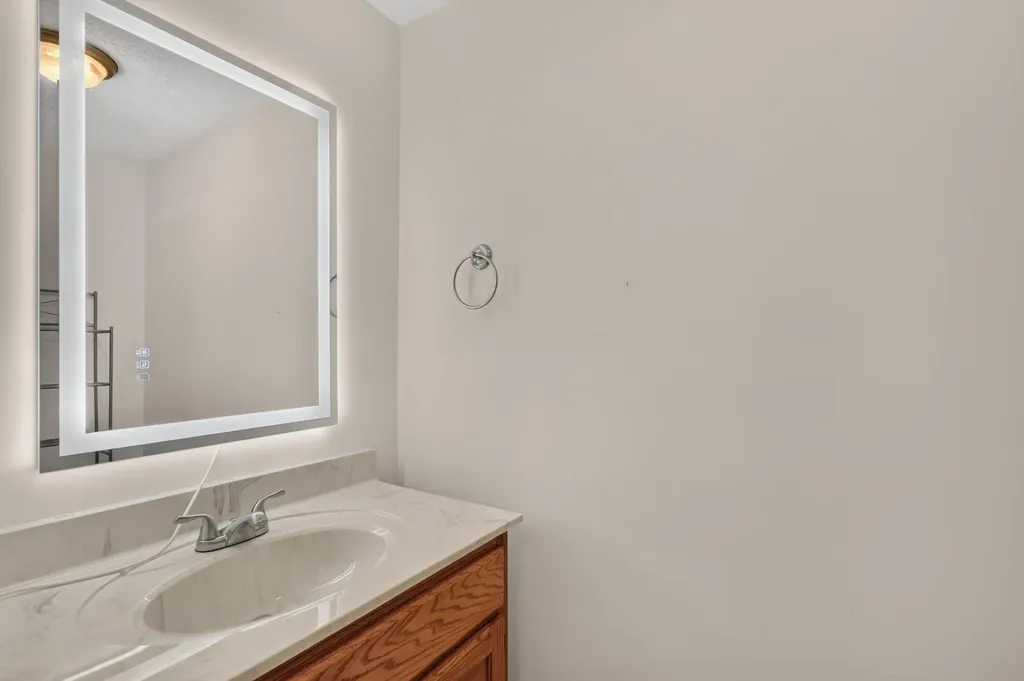 1408 Ky-80 Windsor KY 42565