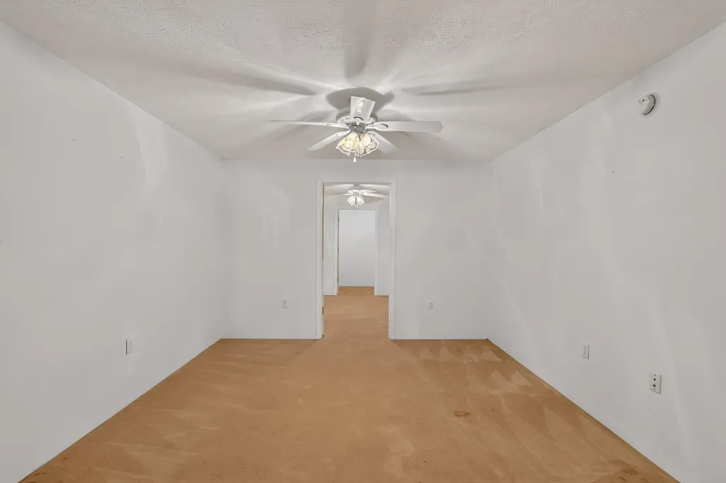 1408 Ky-80 Windsor KY 42565