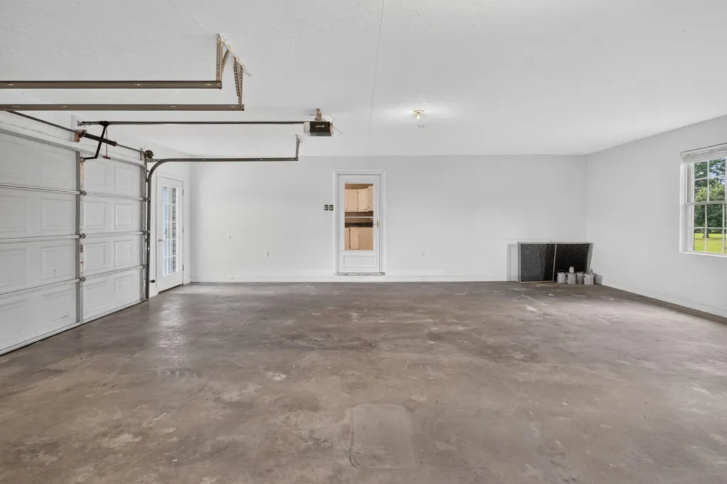 1408 Ky-80 Windsor KY 42565