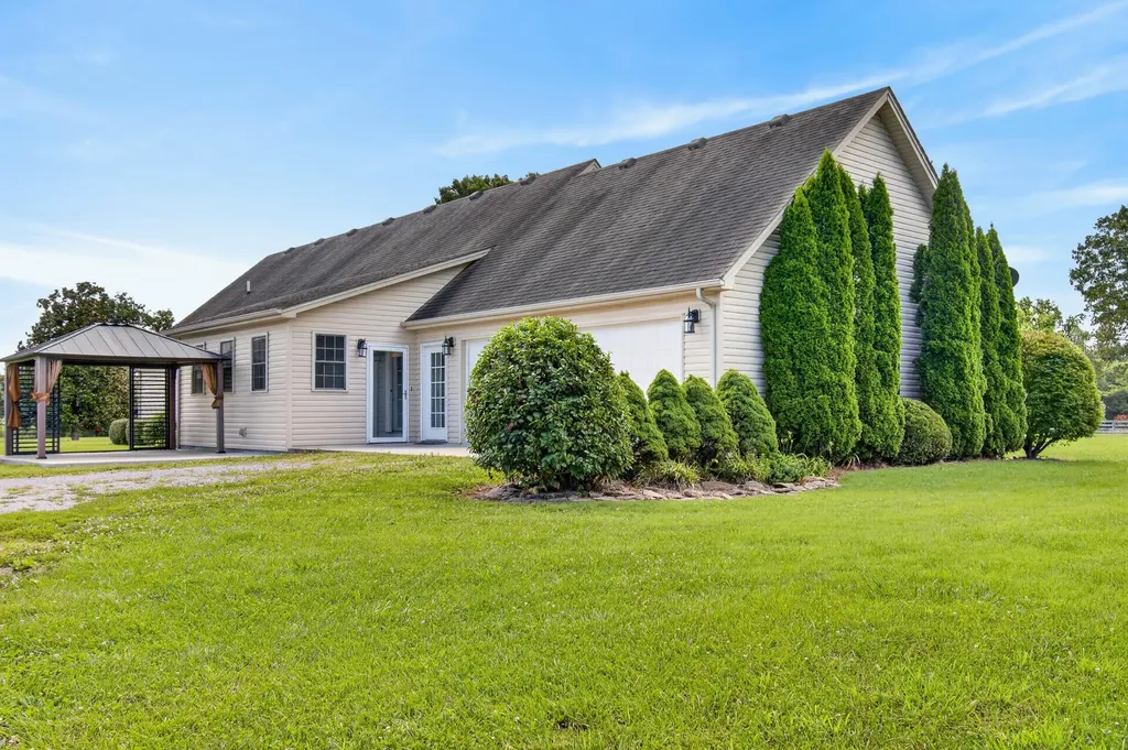 1408 Ky-80 Windsor KY 42565