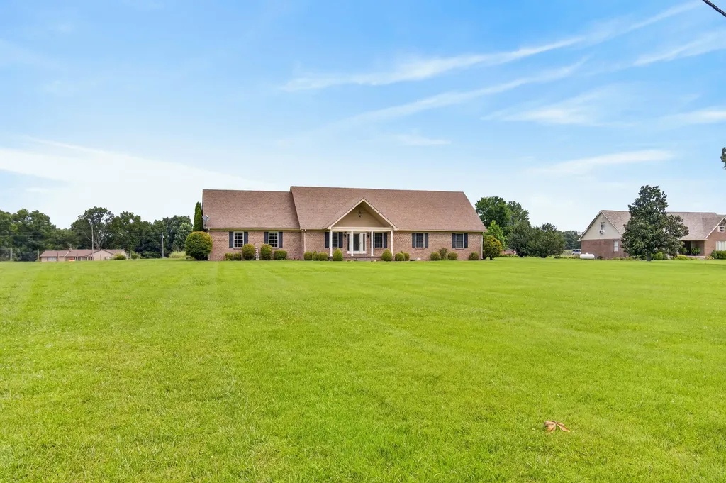1408 Ky-80 Windsor KY 42565