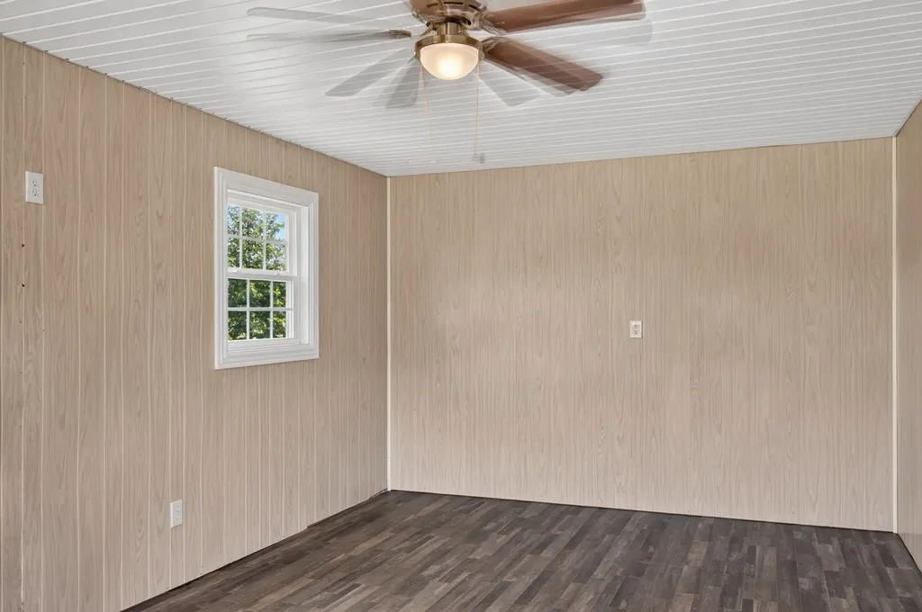 1408 Ky-80 Windsor KY 42565