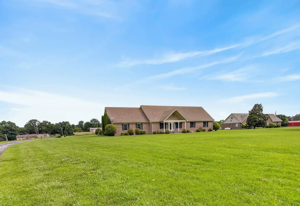 1408 Ky-80 Windsor KY 42565