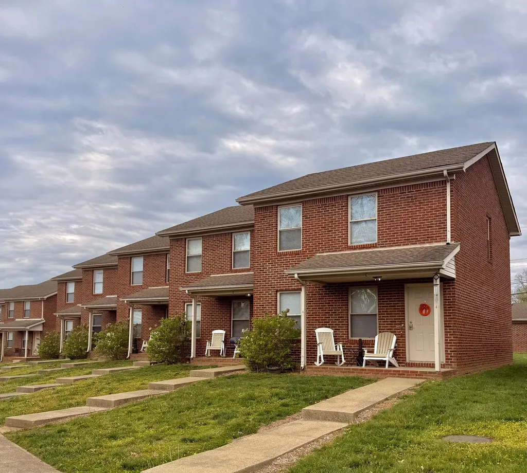 Versailles KY, 502 Tecumseh Trail, Unit A,B,C,D & E