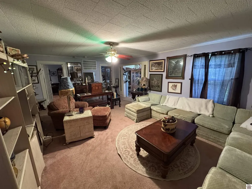919 Troy Avenue Hickman KY 42050