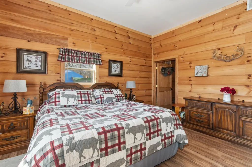 75 William Curnel Road Marion KY 42064